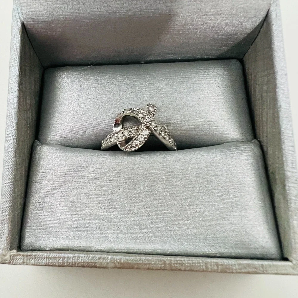 Womens Wrap Ring Silver Tone Pave Crystal Criss Cross Statement Size 6 1/4